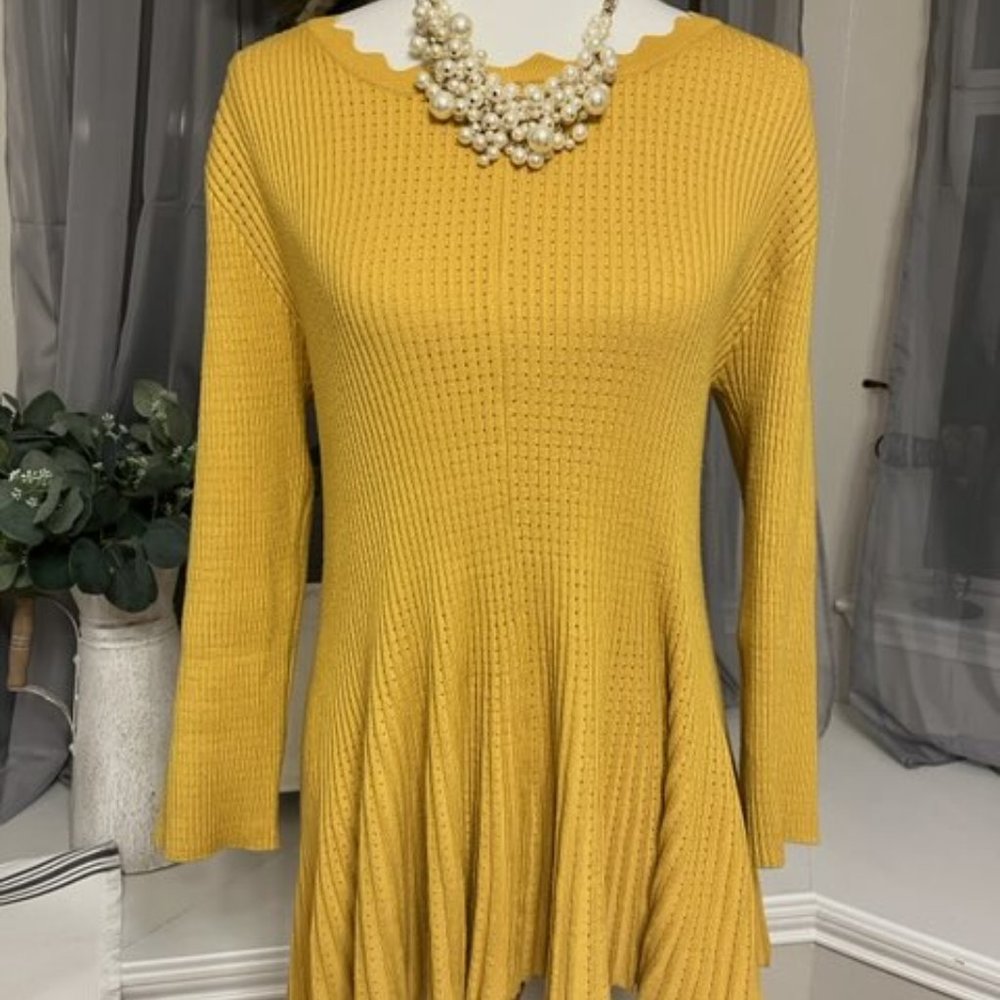 Chelsea & Theodore Mustard Peplum Ribbed Sweater - Size Large